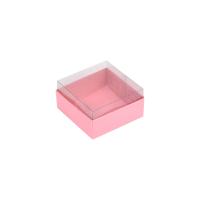 8.8.4 ebatında alt pembe  üst şeffaf kutudur.